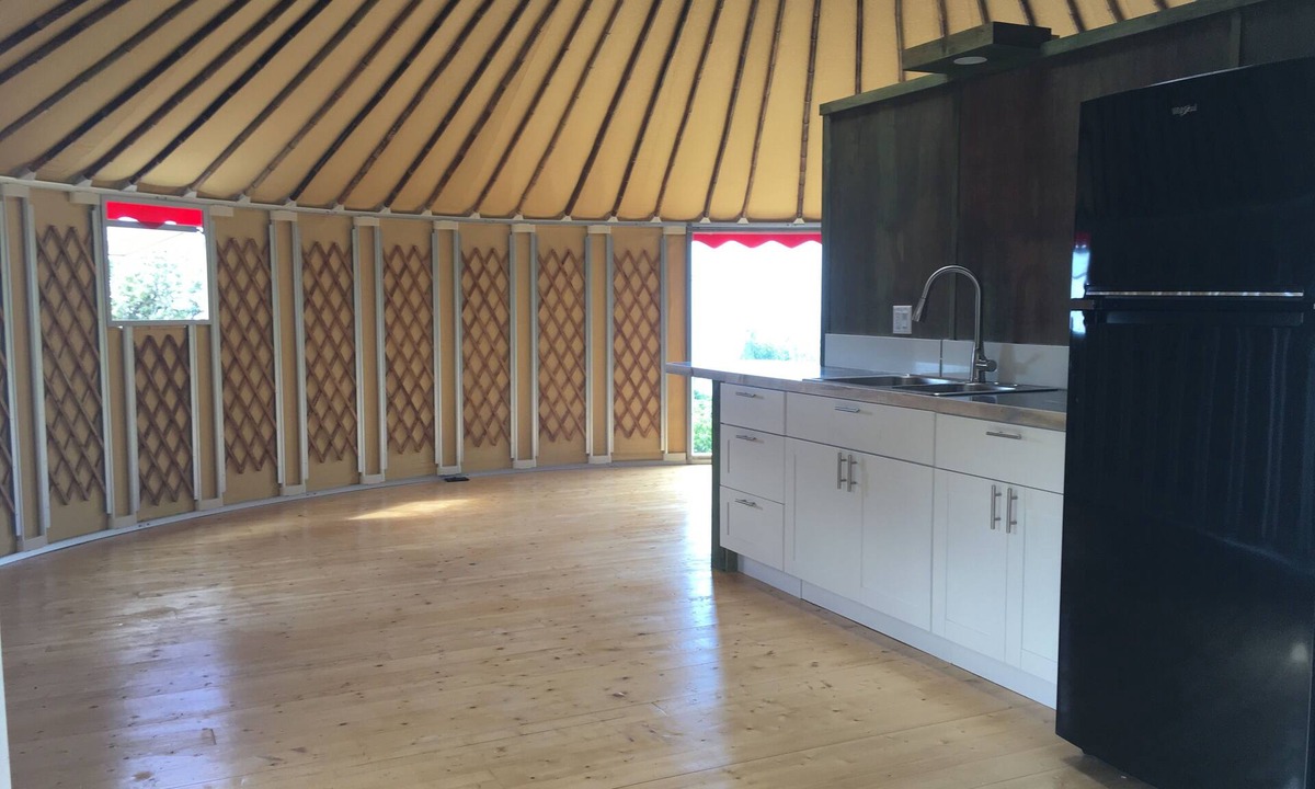 Honalo Cottage | Cozy Yurt retreat on a Coffee Farm in Holualoa. 8 mn from the Beach & shopping