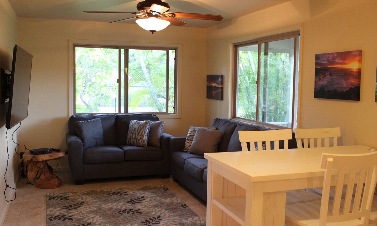 Hauula House | Hawaiian plantation-style home, perfect for families.