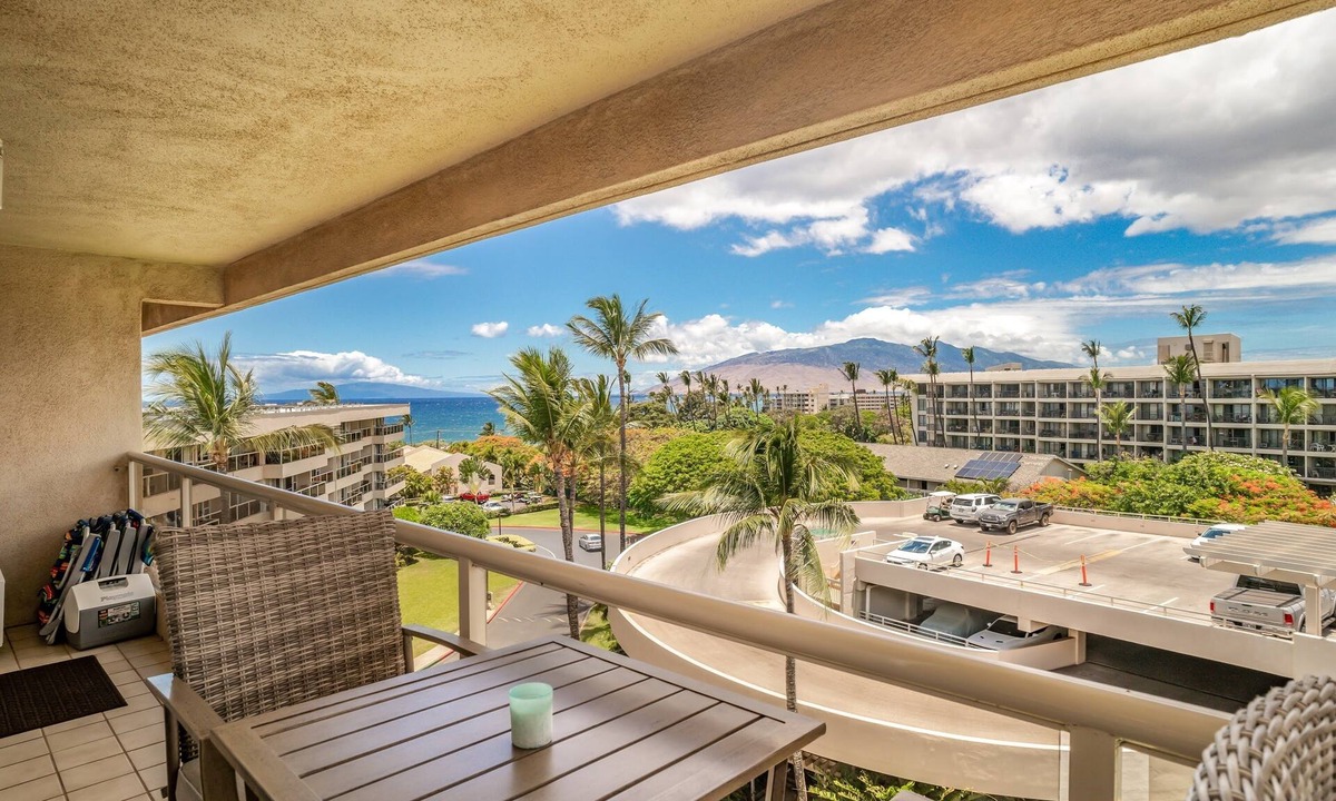 Kihei Condo | Maui Banyan H506 1 Bedroom Condo by RedAwning