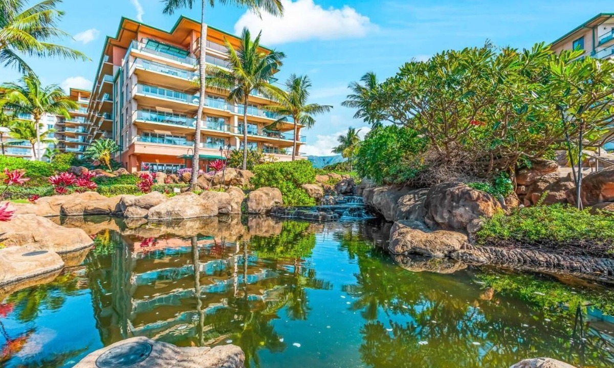 Honokowai Resort | Maui Lahaina Resort 2 Bedroom Sleeps 6
