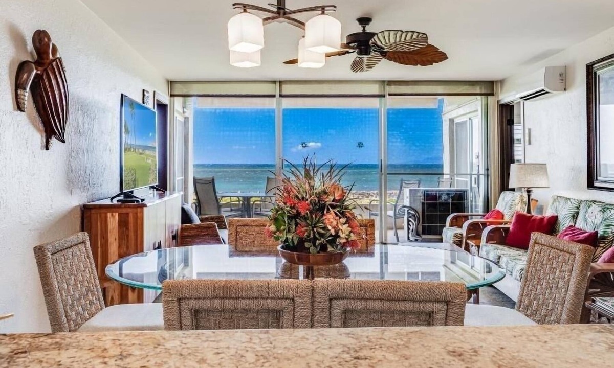 Kihei Condo | Menehune Shores, #115^ 3 Bedroom Condo by RedAwning