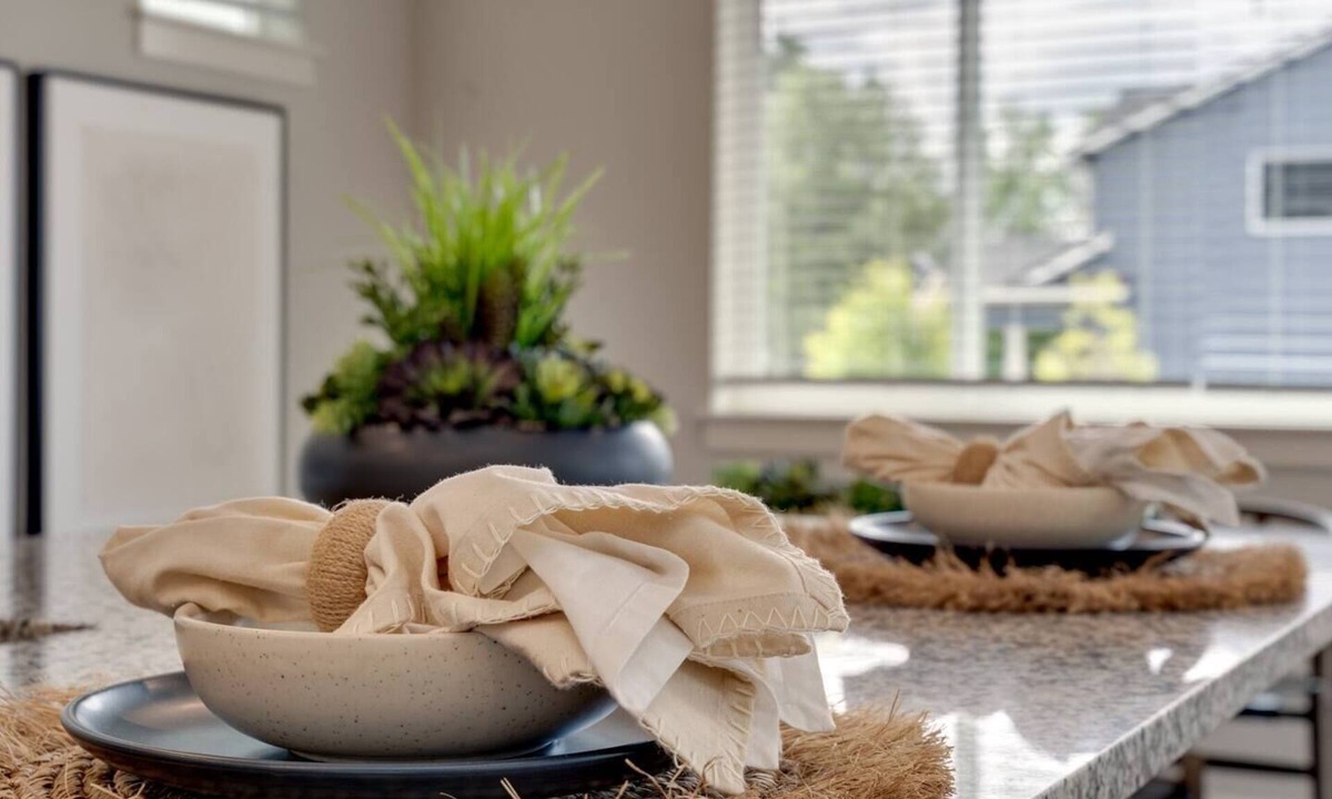 Carver House | Relaxing Getaway w/Pool Access!