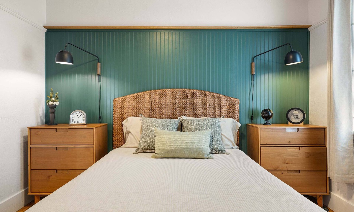Springfield House | Stay in the Elizabeth Page House, a modern bungalow, perfect for families.