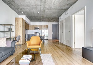 Sleek Downtown 1BR w/Pool, Gym & W/D near Staples Center, by Blueground in Los Angeles