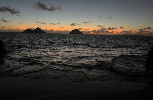 Lanikai House | 1 bedroom steps to white sand beach