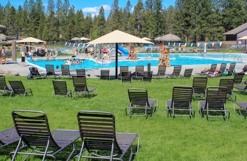 Sunriver House | 2 Conifer
