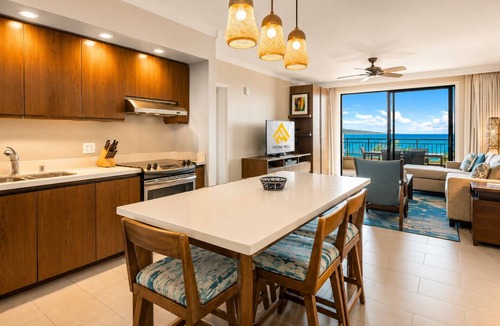 Lahaina Resort | Beautiful Beachfront Nanea Resort + Resort Amenities Included