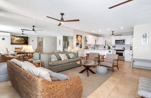 Kailua-Kona Condo | Big Island Kona Bali Kai by Coldwell Banker Island Vacations