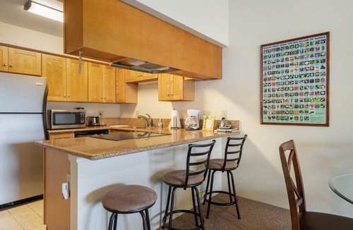 Kailua-Kona Condo | Big Island Lunapule Condos 205b 2 Bedroom Condo