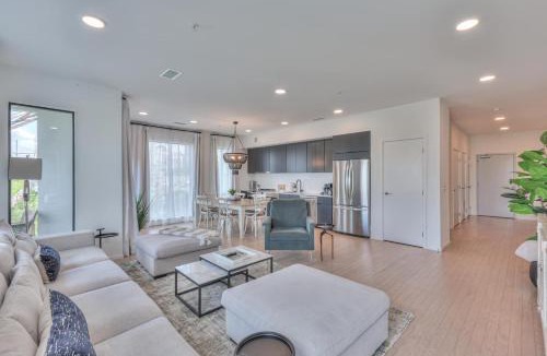 North Capitol House | Boutique Condo on Nashville's Riverfront- EVE #402