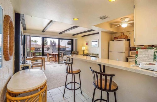 Kailua-Kona Condo | Casa De Emdeko Condo w/Pool A/C & Ocean Views