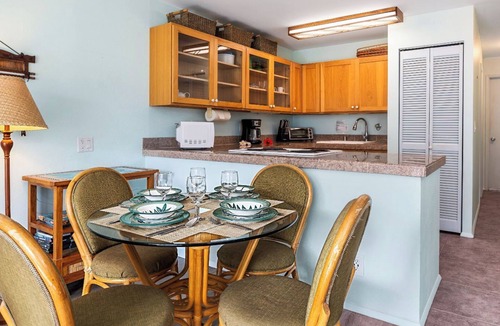 Kailua-Kona Condo | Concierge Included - AC - Completely Updated- Vrkcv
