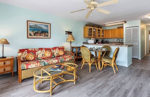 Kailua-Kona Condo | Concierge Included - AC - Completely Updated- Vrkcv