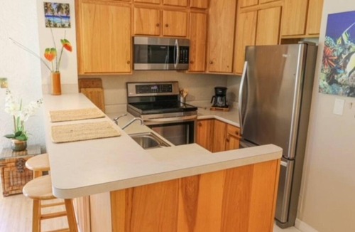 Kailua-Kona Apartment | Enjoy the Sunset Ocean Front 1BR Apt-pool On-site