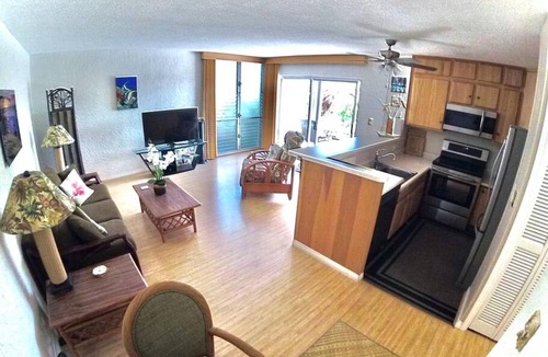 Kailua-Kona Apartment | Enjoy the Sunset Ocean Front 1BR Apt-pool On-site