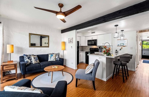 Kailua-Kona Condo | Great Location - Close to Ocean - Central AC - Vrkcv