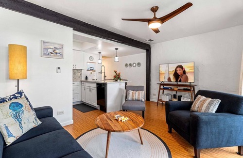Kailua-Kona Condo | Great Location - Close to Ocean - Central AC - Vrkcv