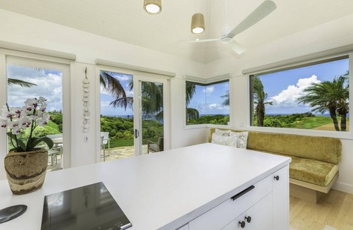 Kilauea House | Hale Lani 1 Bedroom Home by RedAwning