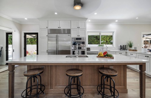Kailua House | Hale Oahu Lic.#1990/NUC-1777/1778 BEACHFRONT KAILUA-SEP SPECIAL