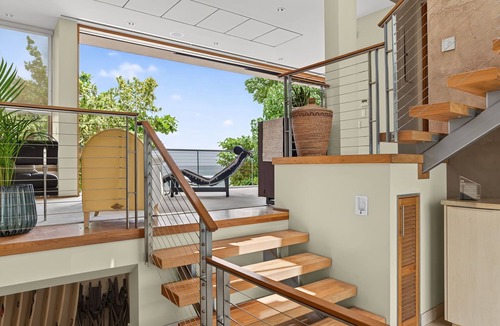Haleiwa House | HaleGator by Gather: Award-Winning Oceanfront Home w/Rooftop Lanai & Views
