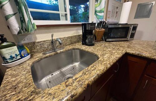 Hilo Bed & Breakfast | Hawaiian Ohana Home