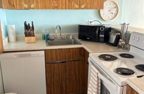 Makaha Condo | Hawaiian Princess 206 1990/NUC-2223