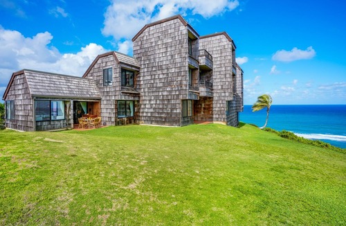 Princeville Condo | Kahakai Cliffside 2 Bedroom Condo by RedAwning