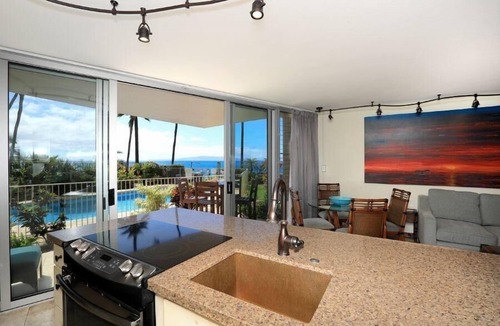 Kihei Condo | Kamaole Nalu, #105 2 Bedroom Condo by RedAwning