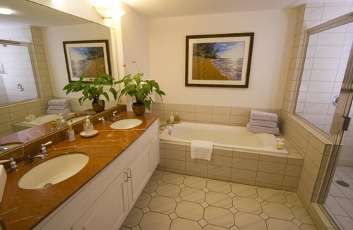 Poipu Resort | Kauai Resort 2 Bedroom Sleeps 6