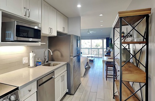 Kihei Apartment | Kihei Bay Surf 227 by Maui Rental Group