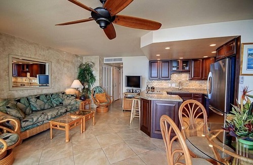 Kihei Condo | Kihei Beach, #307 1 Bedroom Condo by RedAwning