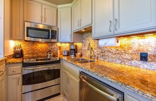 Kihei Condo | Kihei Surfside, #411 1 Bedroom Condo by RedAwning