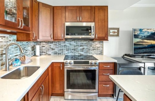 Kihei Condo | Kihei Surfside, #512 1 Bedroom Condo by RedAwning