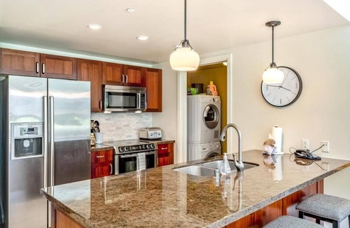 Honokowai Resort | Maui Lahaina Resort 2 Bedroom Sleeps 6
