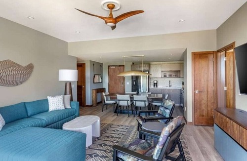 Kihei Condo | Maui | Luxury Group Retreat | Pool + Beach Access | 2BR