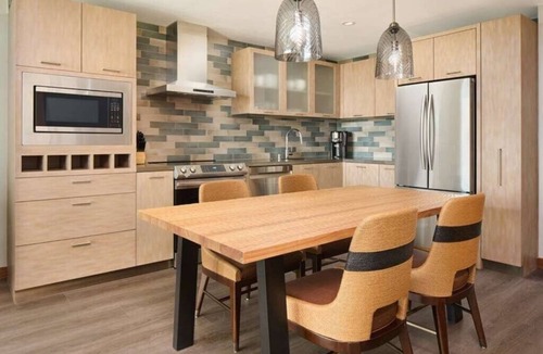 Kihei Condo | Maui | Upscale Couples Escape | Pool + Beach Access