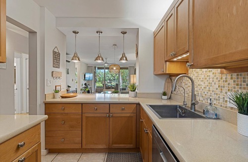 Kihei Condo | Menehune Shores by Coldwell Banker Island Vacations
