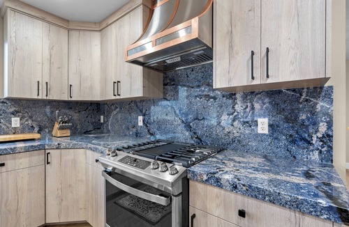 Draper House | Newly Remodeled Spacious open concept 6-bedroom house in serene Draper.