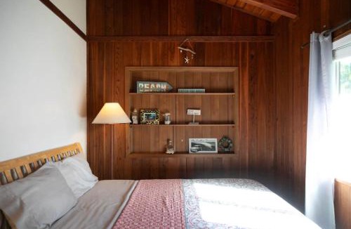 Mokuleia House | North Shore Retreat