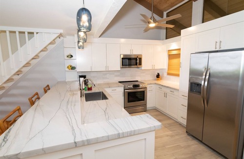Francolin Place Condo | Ocean Views, Three Bedrooms, Heated Pool!