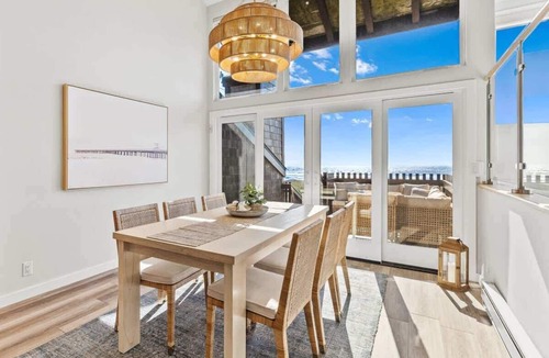 Castroville House | Pacific Oasis | An Oceanfront Escape