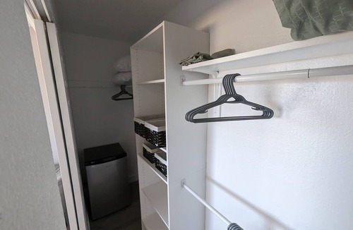 Waianae House | Panoramic Viewhouse Only 2-min Drive To Beach
