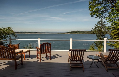 Lummi Island House | Panoramic Water Views/Pet Friendly