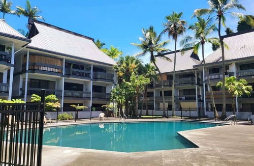 Hilo Condo | Polynesian Koi Pond Gardens Condo in Hilo w pool