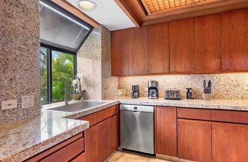 Kamuela Condo | Private Beach - Lagoon & Ocean View - Spacious Lanai - Vrkcv