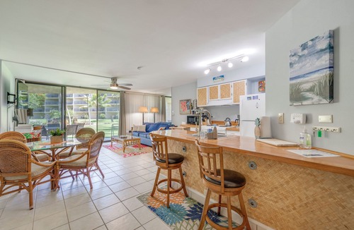 Kihei Apartment | Romannas Golden Ray Oceanfront Condo