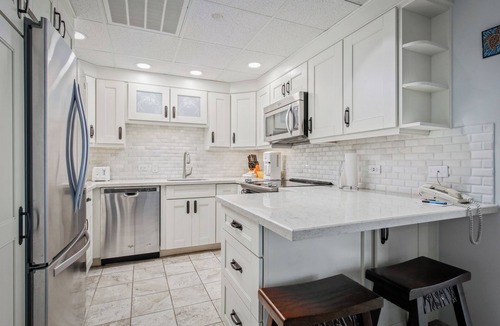 Kailua-Kona Condo | Royal Sea Cliff Kona by OUTRIGGER