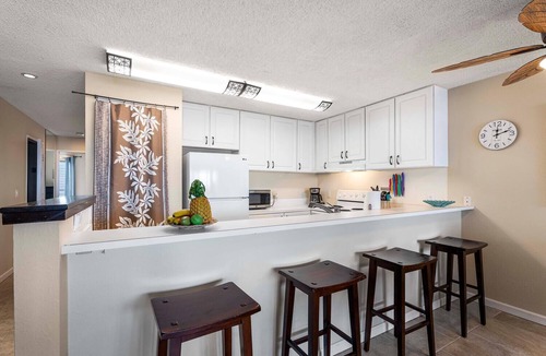 Kailua-Kona Condo | Spectacular Ocean Views - Close to Town - Free Concierge - Vrkcv