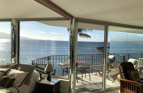 Maalaea Condo | Spectacular Wall of Glass!