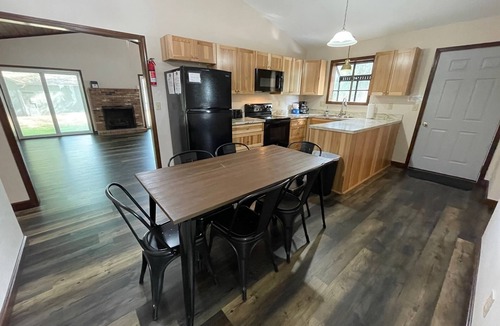 Apple Valley Condo | The Pines of Apple Valley. 31 Beautiful Vacation Cabins.